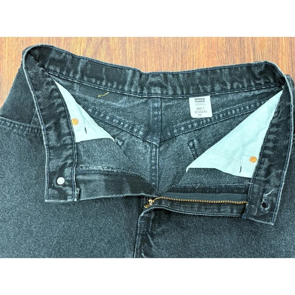 Levi's Vintage 562 Black Loose Fit Student 30 Denim Shorts Orange Tab USA